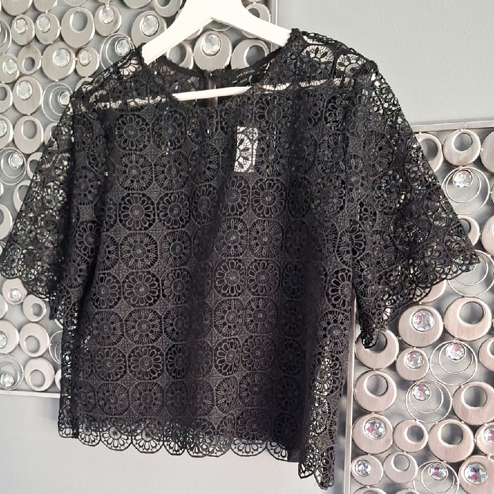 Ann Taylor Black Floral Lace Blouse